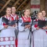 XXII Dzień Polowaca - XXIV Tatrzańskie Wici - Występ Chóru IN NOMINE z Jurgowa - Jurgów - Amfiteatr nad rzeką Białką 2025-07-27 XXII Dzień Polowaca - XXIV Tatrzańskie Wici - Występ Chóru IN NOMINE z Jurgowa - Jurgów - Amfiteatr nad rzeką Białką 2025-07-27