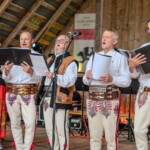 XXII Dzień Polowaca - XXIV Tatrzańskie Wici - Występ Chóru IN NOMINE z Jurgowa - Jurgów - Amfiteatr nad rzeką Białką 2025-07-27 XXII Dzień Polowaca - XXIV Tatrzańskie Wici - Występ Chóru IN NOMINE z Jurgowa - Jurgów - Amfiteatr nad rzeką Białką 2025-07-27