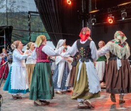 41. Babiogórska Jesień - Zespół Regionalny Cieślica z Zawoi - Zawoja 2025-09-27 41. Babiogórska Jesień - Zespół Regionalny Cieślica z Zawoi - Zawoja 2025-09-27