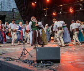 41. Babiogórska Jesień - Zespół Regionalny Cieślica z Zawoi - Zawoja 2025-09-27 41. Babiogórska Jesień - Zespół Regionalny Cieślica z Zawoi - Zawoja 2025-09-27