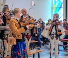 19. "Dziadońcyne Granie" Spotkanie Muzyk Podhalańskich - Msza Święta 2025-11-30 19. "Dziadońcyne Granie" Spotkanie Muzyk Podhalańskich - Msza Święta 2025-11-30