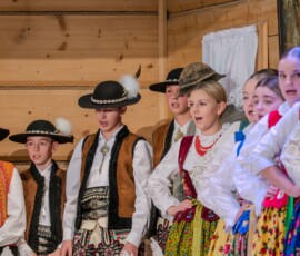 Góralskie jasełka pt. „Zabłysła gwiozdecka nad Tatrami" 2025-12-28 Góralskie jasełka pt. „Zabłysła gwiozdecka nad Tatrami" 2025-12-28