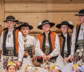Góralskie jasełka pt. „Zabłysła gwiozdecka nad Tatrami" 2025-12-28 Góralskie jasełka pt. „Zabłysła gwiozdecka nad Tatrami" 2025-12-28