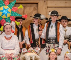 Góralskie jasełka pt. „Zabłysła gwiozdecka nad Tatrami" 2025-12-28 Góralskie jasełka pt. „Zabłysła gwiozdecka nad Tatrami" 2025-12-28