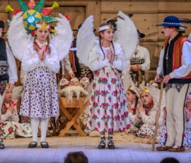 Góralskie jasełka pt. „Zabłysła gwiozdecka nad Tatrami" 2025-12-28 Góralskie jasełka pt. „Zabłysła gwiozdecka nad Tatrami" 2025-12-28