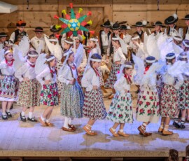 Góralskie jasełka pt. „Zabłysła gwiozdecka nad Tatrami" 2025-12-28 Góralskie jasełka pt. „Zabłysła gwiozdecka nad Tatrami" 2025-12-28