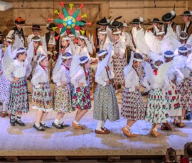 Góralskie jasełka pt. „Zabłysła gwiozdecka nad Tatrami" 2025-12-28 Góralskie jasełka pt. „Zabłysła gwiozdecka nad Tatrami" 2025-12-28