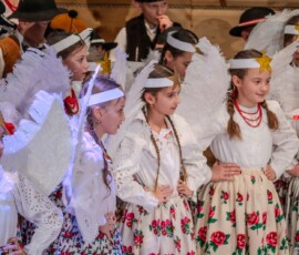 Góralskie jasełka pt. „Zabłysła gwiozdecka nad Tatrami" 2025-12-28 Góralskie jasełka pt. „Zabłysła gwiozdecka nad Tatrami" 2025-12-28