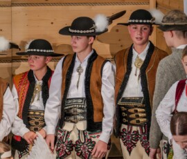 Góralskie jasełka pt. „Zabłysła gwiozdecka nad Tatrami" 2025-12-28 Góralskie jasełka pt. „Zabłysła gwiozdecka nad Tatrami" 2025-12-28