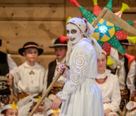 Góralskie jasełka pt. „Zabłysła gwiozdecka nad Tatrami" 2025-12-28 Góralskie jasełka pt. „Zabłysła gwiozdecka nad Tatrami" 2025-12-28