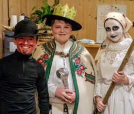 Góralskie jasełka pt. „Zabłysła gwiozdecka nad Tatrami" 2025-12-28 Góralskie jasełka pt. „Zabłysła gwiozdecka nad Tatrami" 2025-12-28