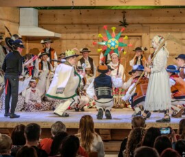 Góralskie jasełka pt. „Zabłysła gwiozdecka nad Tatrami" 2025-12-28 Góralskie jasełka pt. „Zabłysła gwiozdecka nad Tatrami" 2025-12-28