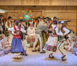 Góralskie jasełka pt. „Zabłysła gwiozdecka nad Tatrami" 2025-12-28 Góralskie jasełka pt. „Zabłysła gwiozdecka nad Tatrami" 2025-12-28