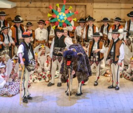 Góralskie jasełka pt. „Zabłysła gwiozdecka nad Tatrami" 2025-12-28 Góralskie jasełka pt. „Zabłysła gwiozdecka nad Tatrami" 2025-12-28