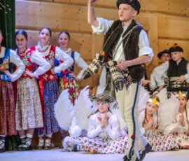 Góralskie jasełka pt. „Zabłysła gwiozdecka nad Tatrami" 2025-12-28 Góralskie jasełka pt. „Zabłysła gwiozdecka nad Tatrami" 2025-12-28